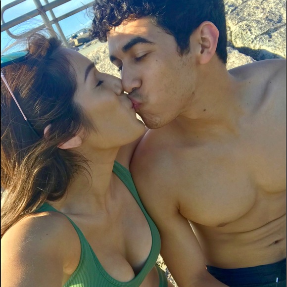 Meet your buyer/seller :) - Picture 3 of 4